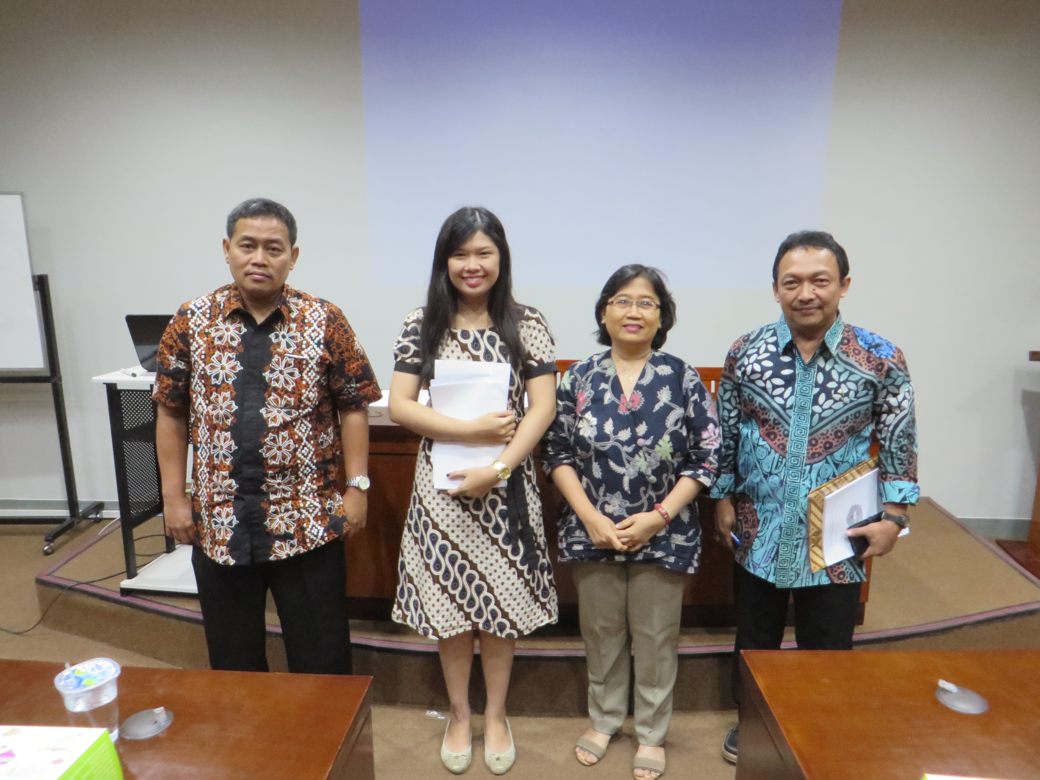 Tesis - Studi Pada Pedagang Besar Farmasi dan Rumah Sakit Di Yogyakarta - antar Vithe Lulus MM USD :: Magister Manajemen