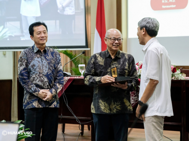 Seminar Nasional Sanata Dharma Berbagi 2026 Soroti Tantangan Tradisi Pendidikan Tinggi di Era Disrup
