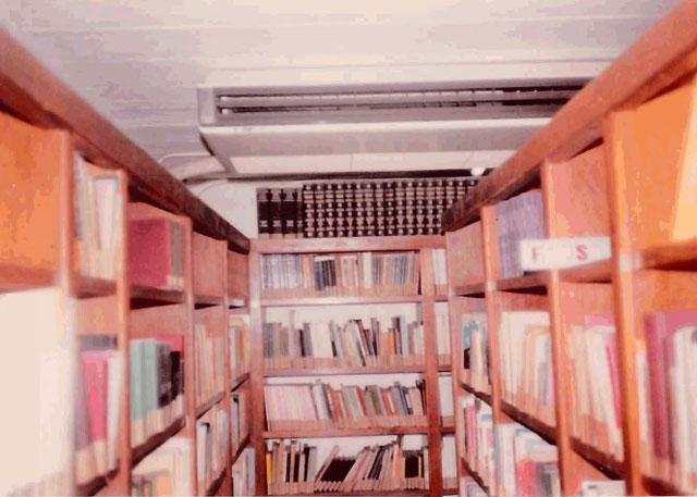Ruang Koleksi Perpustakaan IKIP Sanata Dharma - dok. PUSD