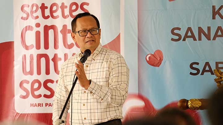 DonRektor USD Albertus Bagus Laksana, SJ memberikan sambutan dalam Pembukaan Donor Darah Serentak AAJI 2023 di Kampus I USD, 4 November 2023 - dok. Humas USDor Darah di Kampus I USD, 4 November 2023 - dok. Humas USD Rektor USD Albertus Bagus Laksana, SJ memberikan sambutan dalam Pembukaan Donor Darah Serentak AAJI 2023 di Kampus I USD, 4 November 2023 - dok. Humas USD