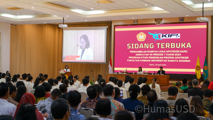 Sidang Terbuka Pengambilan Sumpah/Janji Apoteker Angkatan 46, Sabtu, 20 April 2024 *