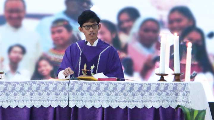 Eakiristi Awal Semester Gasal 2024/2025 di R. Drost Kampus III Paingan Eakiristi Awal Semester Gasal 2024/2025 di R. Drost Kampus III Paingan