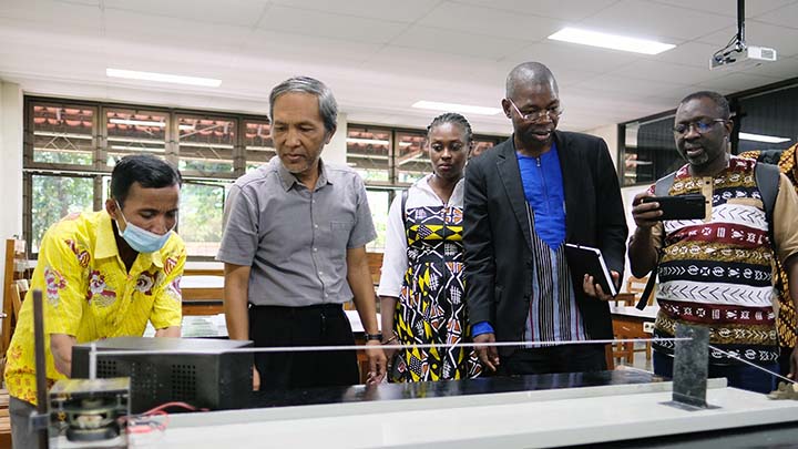 Kunjungan dari Kosyam Jesuit University of Science (KoJUS), Burkina Faso , Selasa, 9 Juli 2024, (foto. Humas) Kunjungan dari Kosyam Jesuit University of Science (KoJUS), Burkina Faso , Selasa, 9 Juli 2024, (foto. Humas)