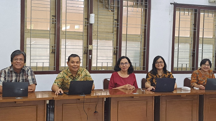 Tim Penyusun Laporan Evaluasi Beban Belajar Mahasiswa (foto: istimewa) x