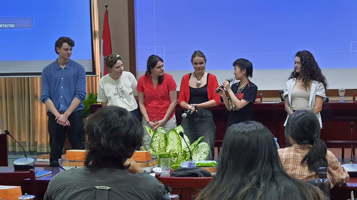 Kunjungan Mahasiswa Swinburne University ke Fakultas Sastra USD (19/11)