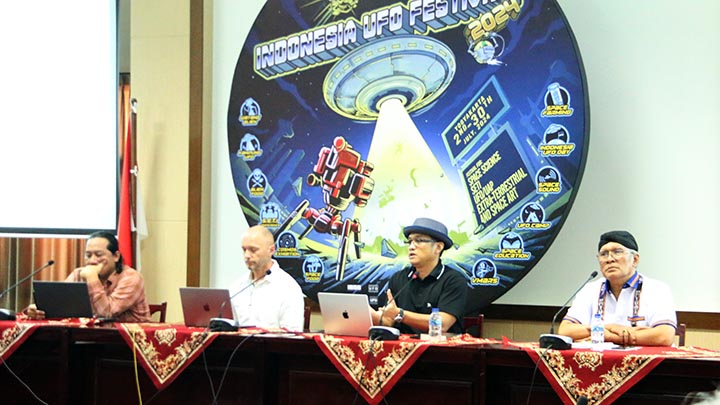 International SETI Conference #6, Jumat 19 Juli 2024 di R. Kadarman (foto:Humas) International SETI Conference #6, Jumat 19 Juli 2024 di R. Kadarman (foto:Humas)