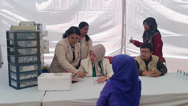 Bakti Sosial Pengobatan Gratis WALUBI bersama Fakultas Farmasi USD, 18-19 Mei 2024 (dok. Farmasi) Bakti Sosial Pengobatan Gratis WALUBI bersama Fakultas Farmasi USD, 18-19 Mei 2024 (dok. Farmasi)
