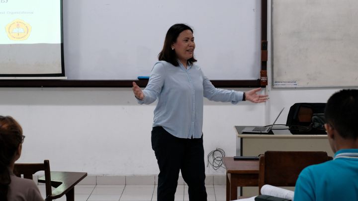 Kuliah Tamu Bersama Dosen Ateneo de Davao University Filipina 26 Mei 2025 Kuliah Tamu Bersama Dosen Ateneo de Davao University Filipina 26 Mei 2025