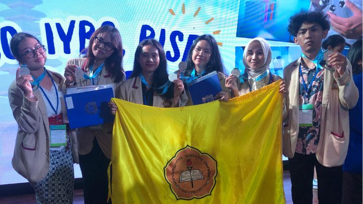 Mahasiswa PGSD USD Raih Medali Perak di Ajang Internasional BISF 2025 Mahasiswa PGSD USD Raih Medali Perak di Ajang Internasional BISF 2025