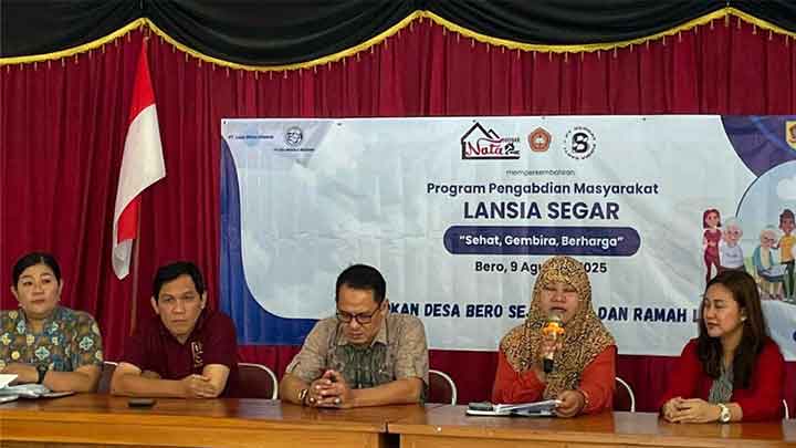 Pengabdian Masyarakat Lansia Fakultas Vokasi USD (dok. FV) Pengabdian Masyarakat Lansia Fakultas Vokasi USD (dok. FV)
