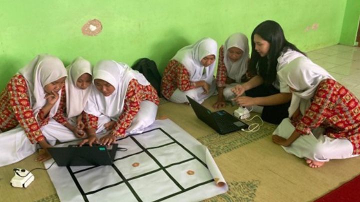 Mahasiswa dan Dosen USD Kenalkan Robotik 19 Juni 2025 Mahasiswa dan Dosen USD Kenalkan Robotik 19 Juni 2025