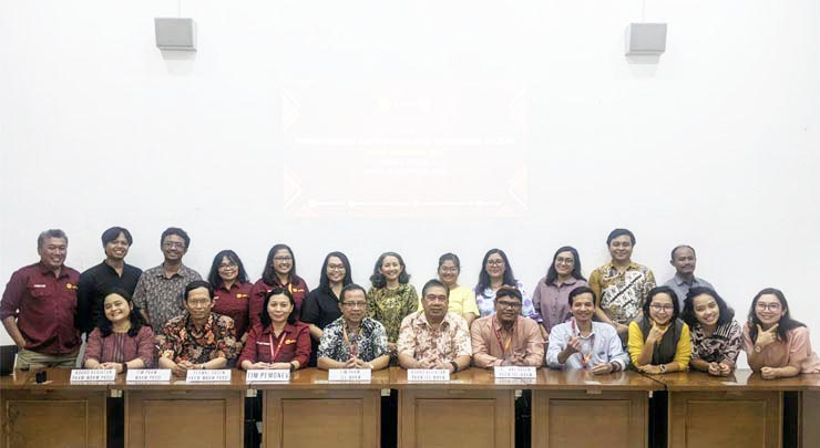 MONITORING DAN EVALUASI INTERNAL PROGRAM KOMPETISI - KAMPUS MERDEKA (PK-KM) MONITORING DAN EVALUASI INTERNAL PROGRAM KOMPETISI - KAMPUS MERDEKA (PK-KM)