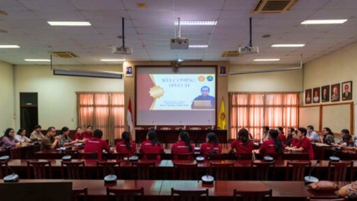PALATIHAN GURU BIG PELATIHAN GURU BIG