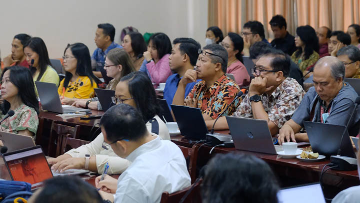 Lokakarya Pembelajaran Pemanfaatan Gen AI - PPIP, 5 Agustus Lokakarya Pembelajaran Pemanfaatan Gen AI - PPIP, 5 Agustus