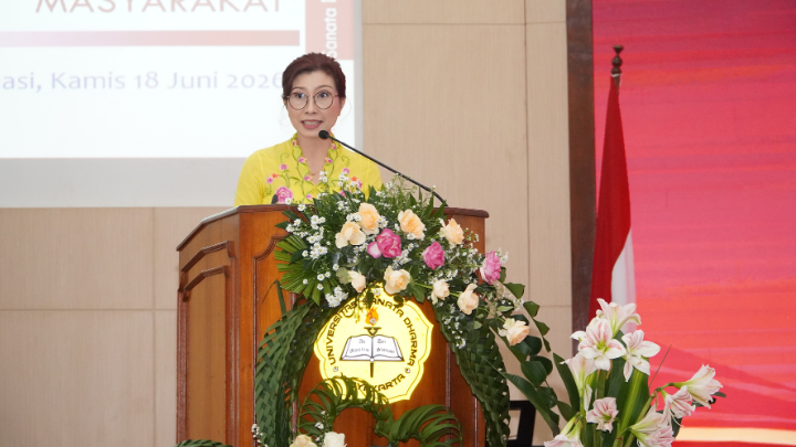 Sambutan Dekan Fakultas Farmasi 3