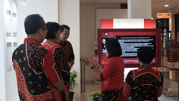 PAMERAN PERPUSTAKAAN 2