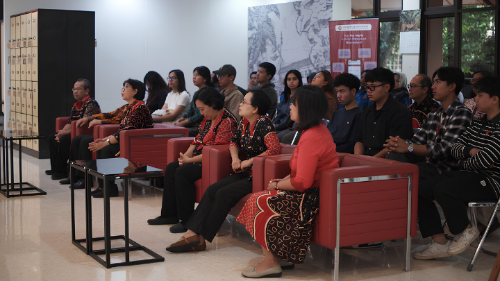 PAMERAN 3