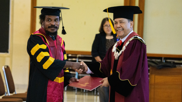 Penyerahan Ijazah 3