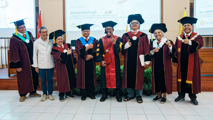 Foto bersama para penguji 3