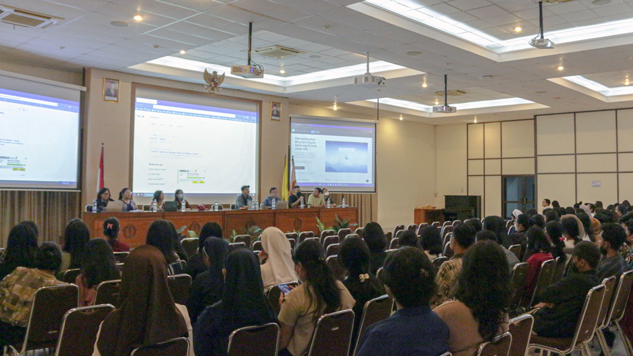 Kuliah Umum dan Dialog Prodi BK di R. Koendjono - dok. Humas USD