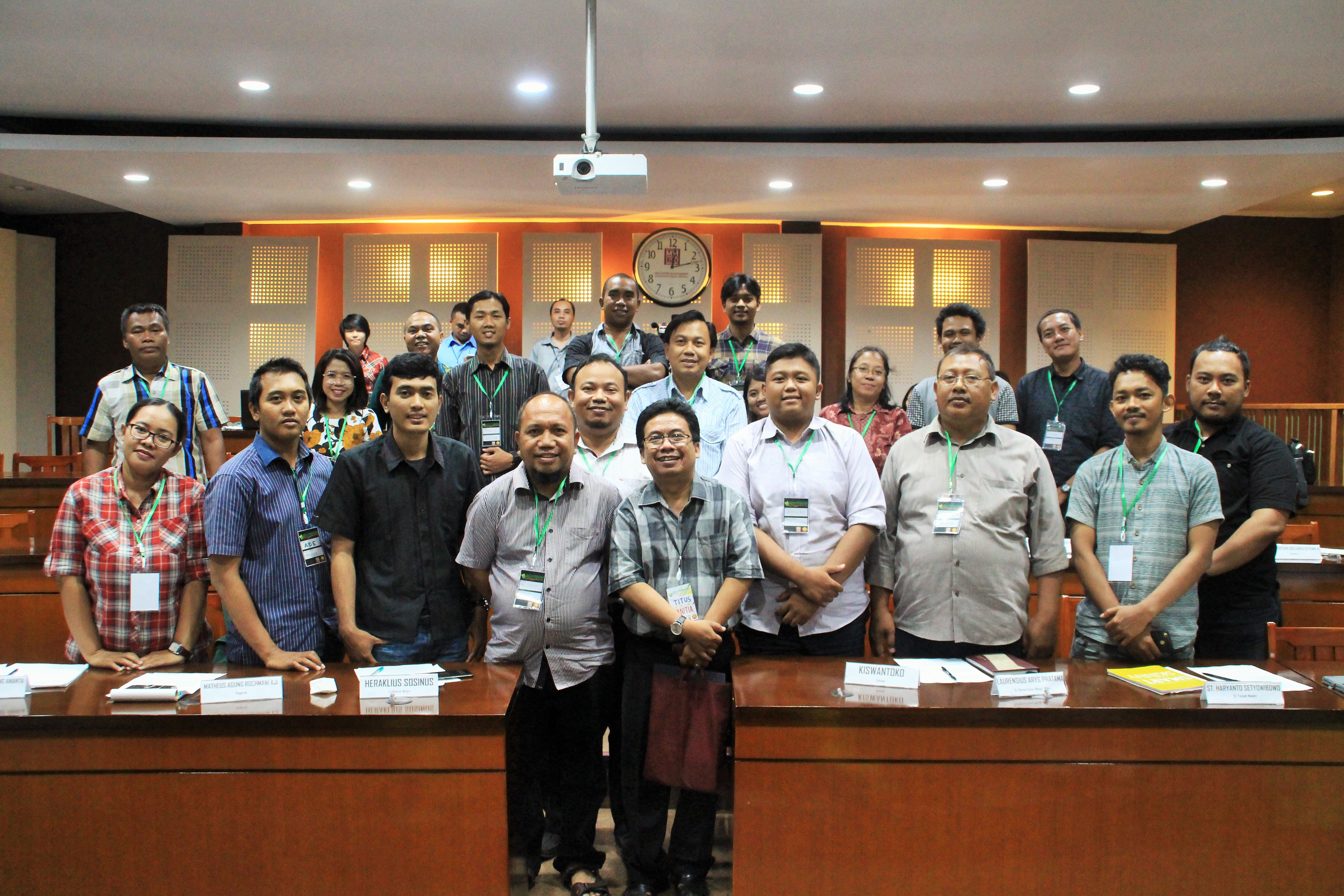 Green Entrepreneurship Training (GET) Angkatan 5 - Hari Pertama :: Magister Manajemen