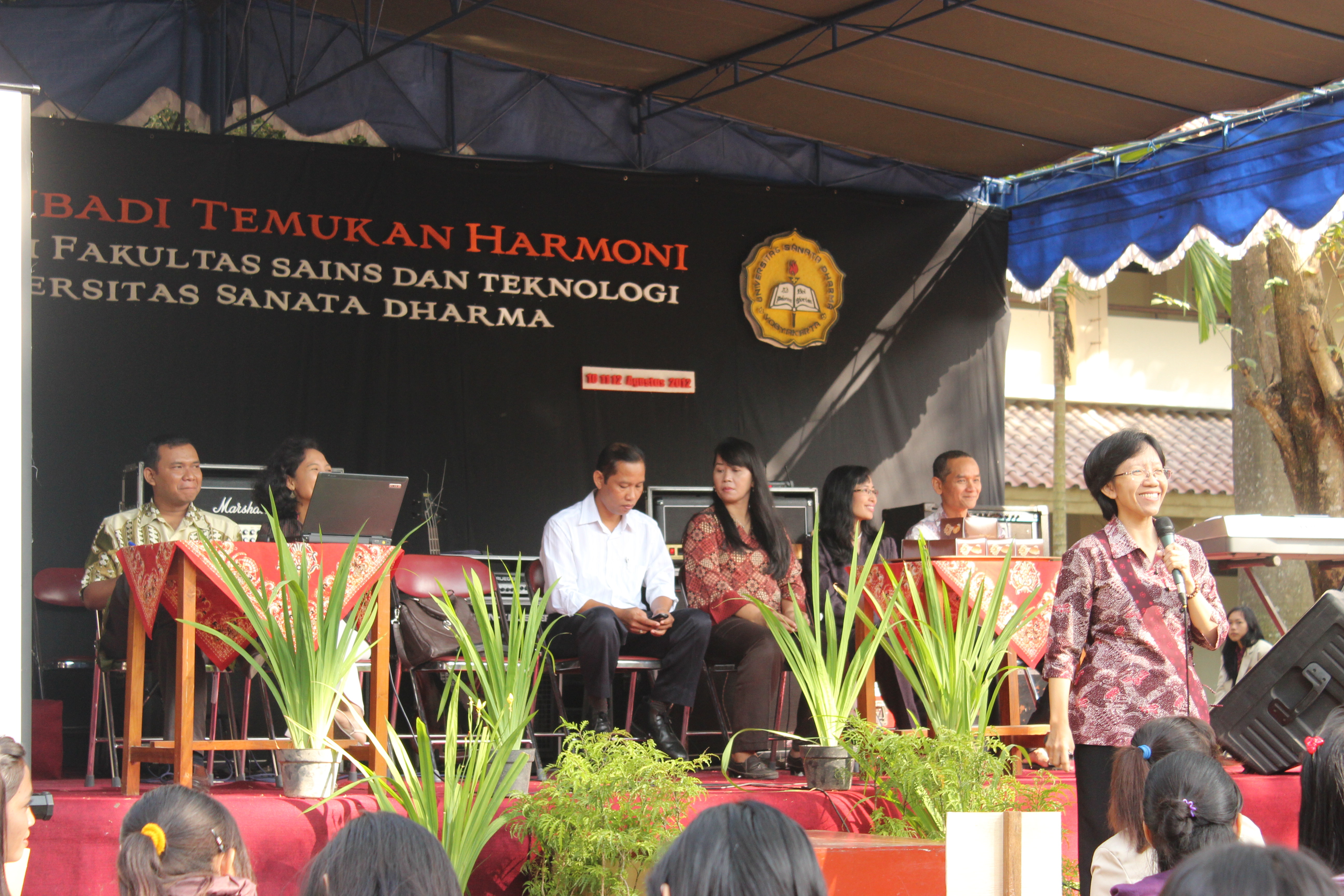 Pinissi 2012 :: Fakultas Sains dan Teknologi USD Yogyakarta
